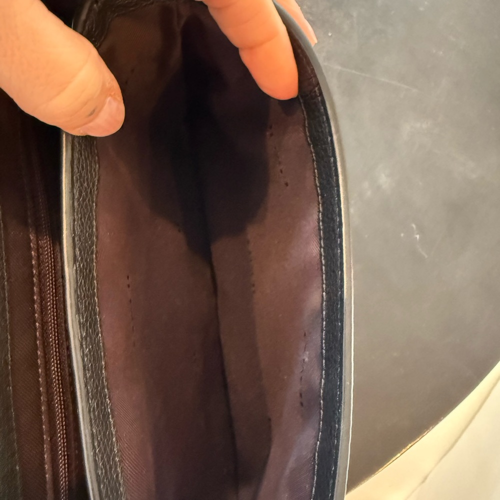 Coach Cassie Pebbled Black Leather *Excellent Condition/Priced to Sell - Picture 5 of 7